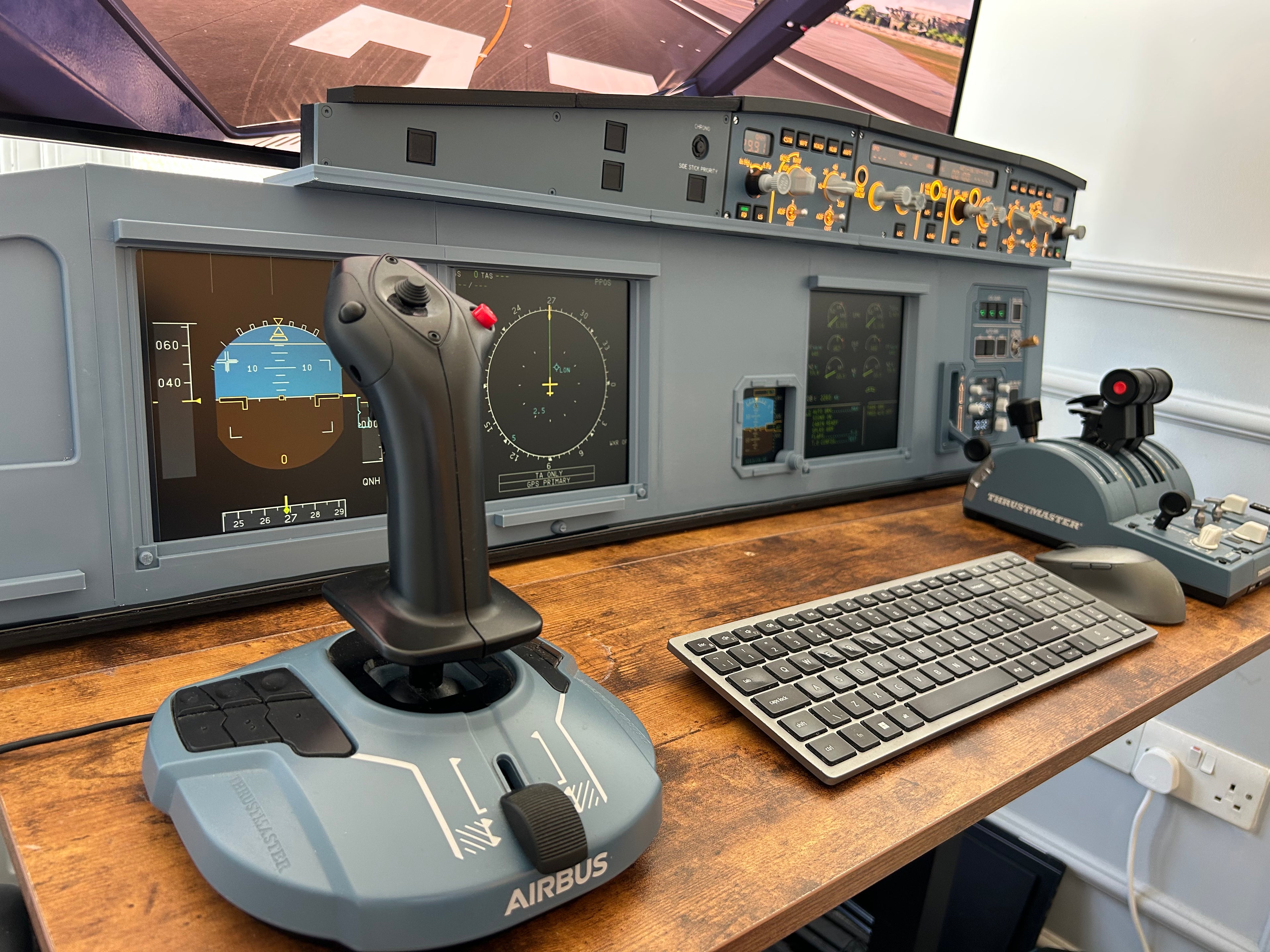 Airbus A320 MIP Cockpit – Fully Assembled Flight Simulator Desktop Rig (Extended Captain with Glare Support)