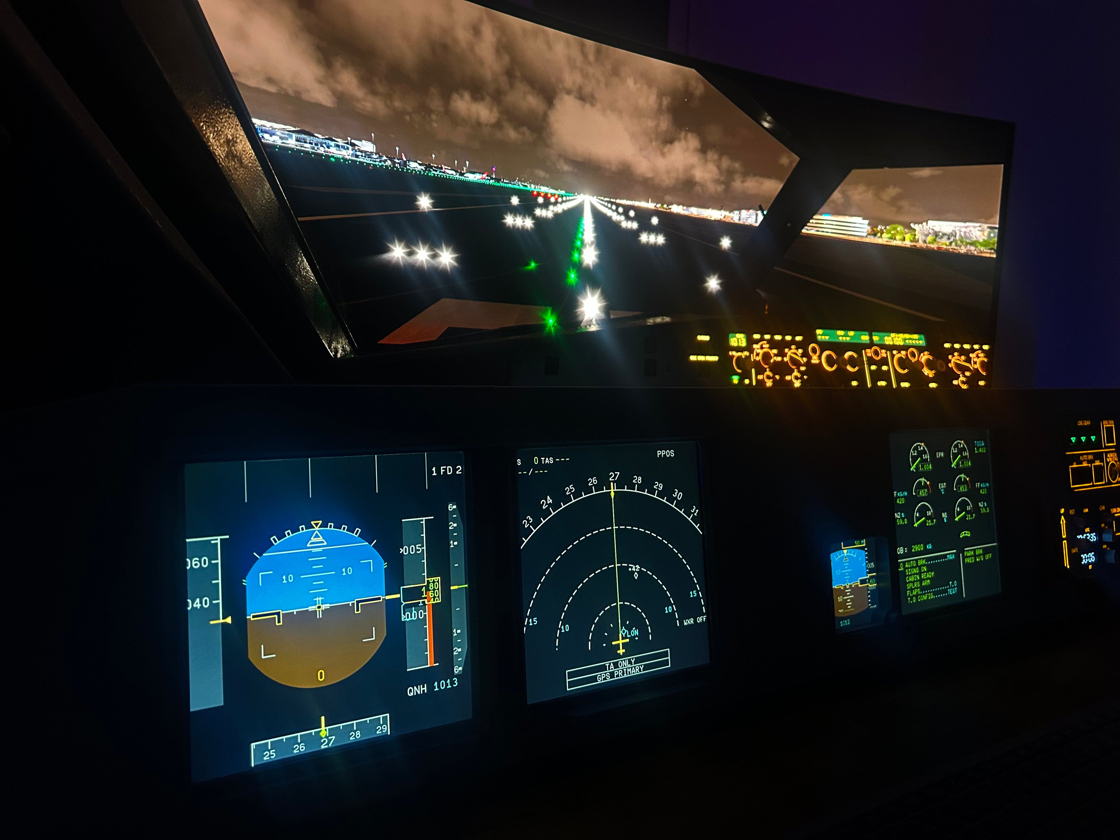 Airbus A320 MIP Cockpit – Fully Assembled Flight Simulator Desktop Rig (Extended Captain without Glare Support)